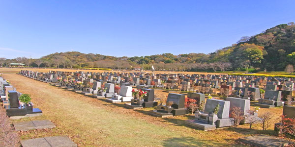 横須賀市営公園墓地 画像
